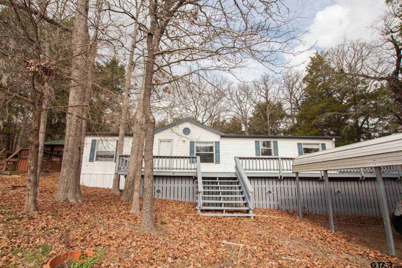 200 Brookwood Dr - Photo 1