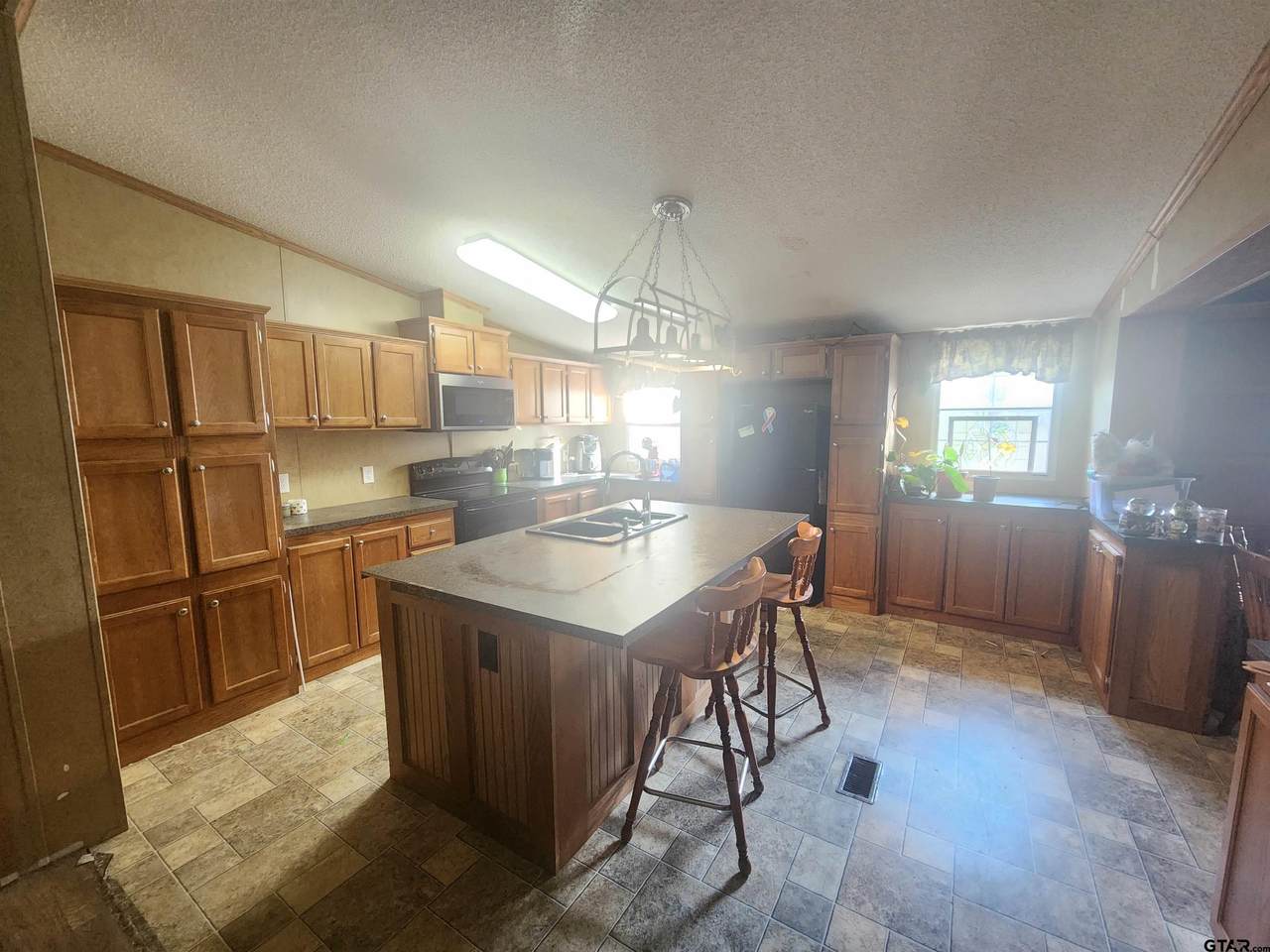https://bt-photos.global.ssl.fastly.net/tyler/1280_boomver_1_26002318-2.jpg