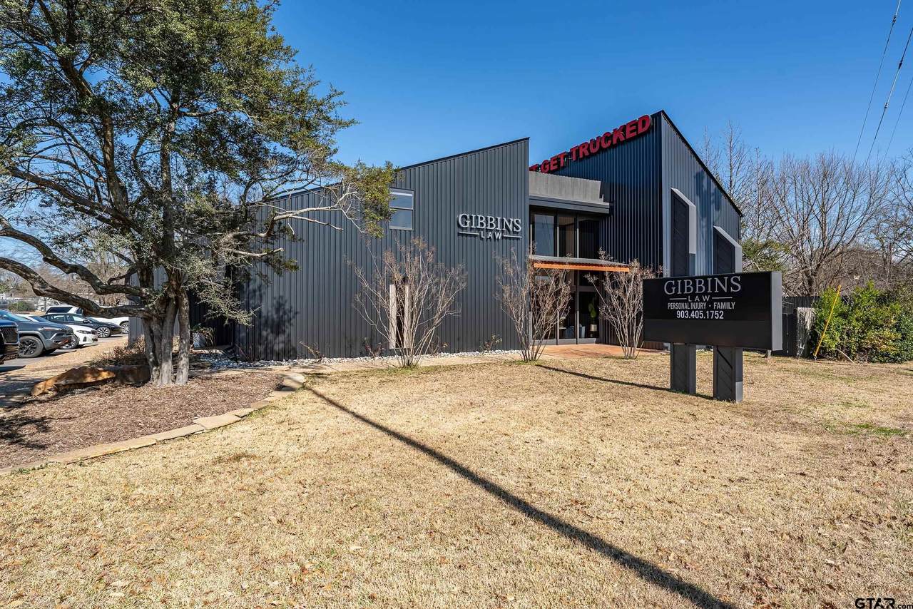 1515 Sw Loop 323 - Photo 1