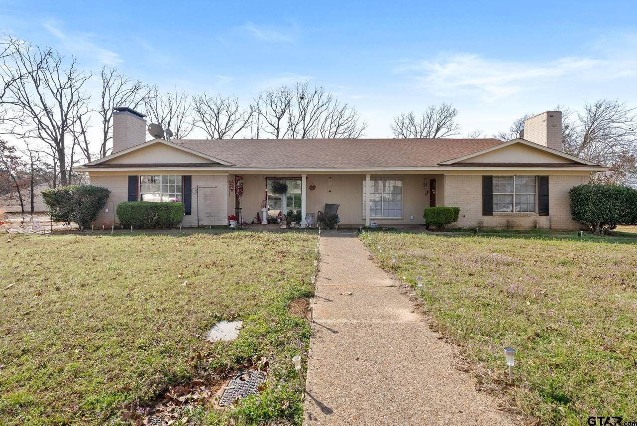 2103 Easy St - Photo 1
