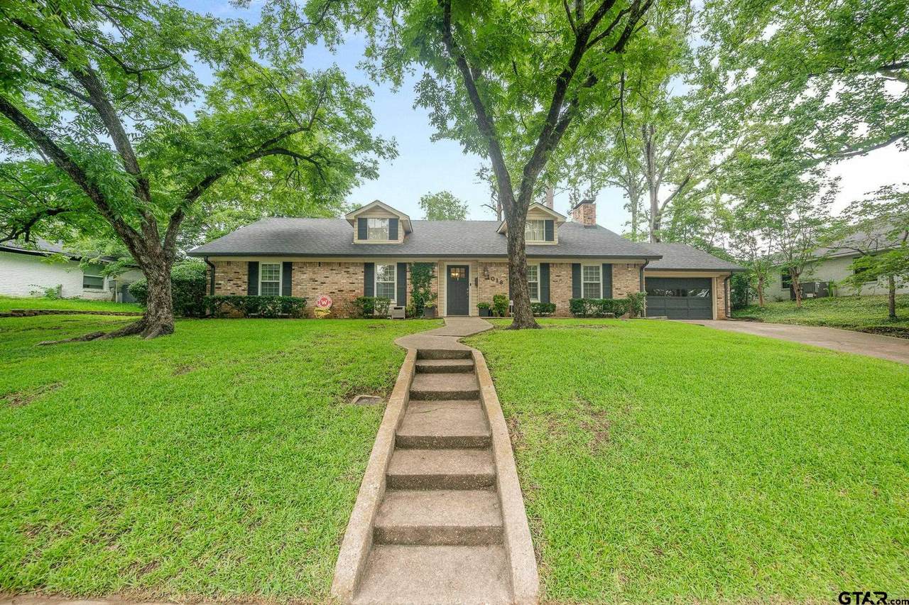 1018 Pollard Drive - Photo 1