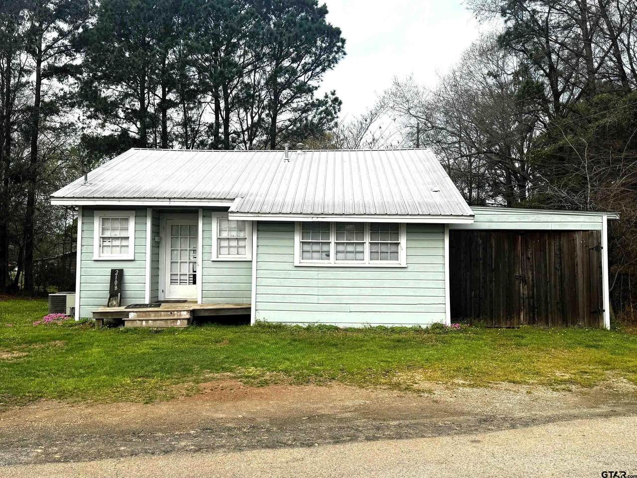 2108 Cr 4110 - Photo 1