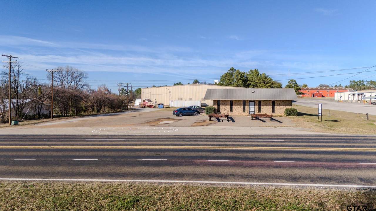 1391 Flat Creek Rd - Photo 1