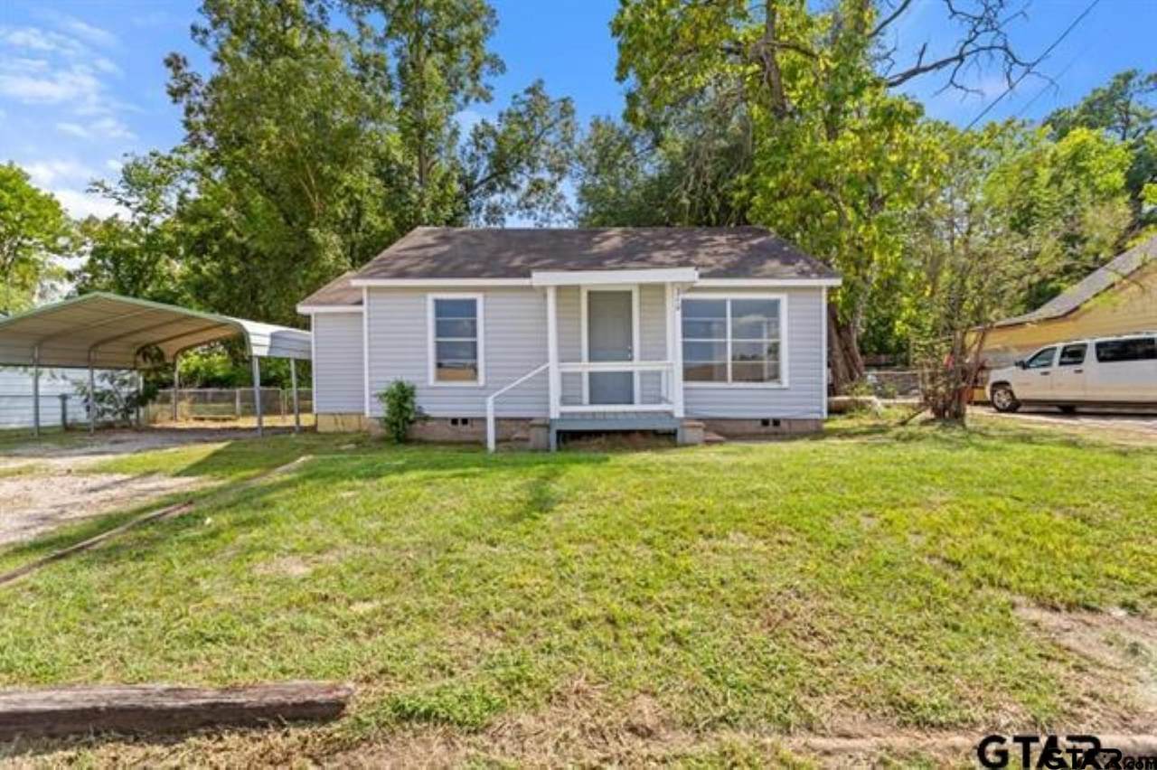210 Cooper - Photo 1
