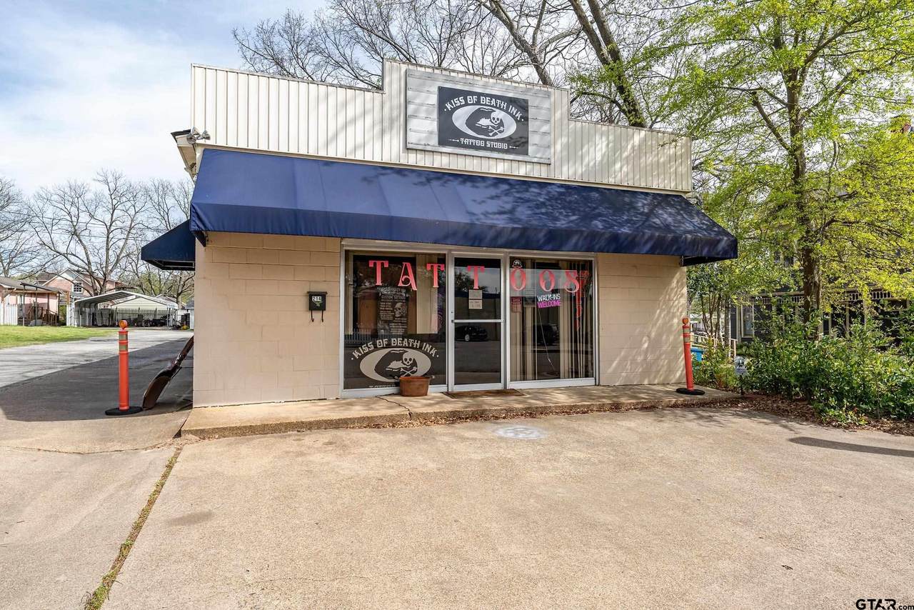 214 Newsom - Photo 1