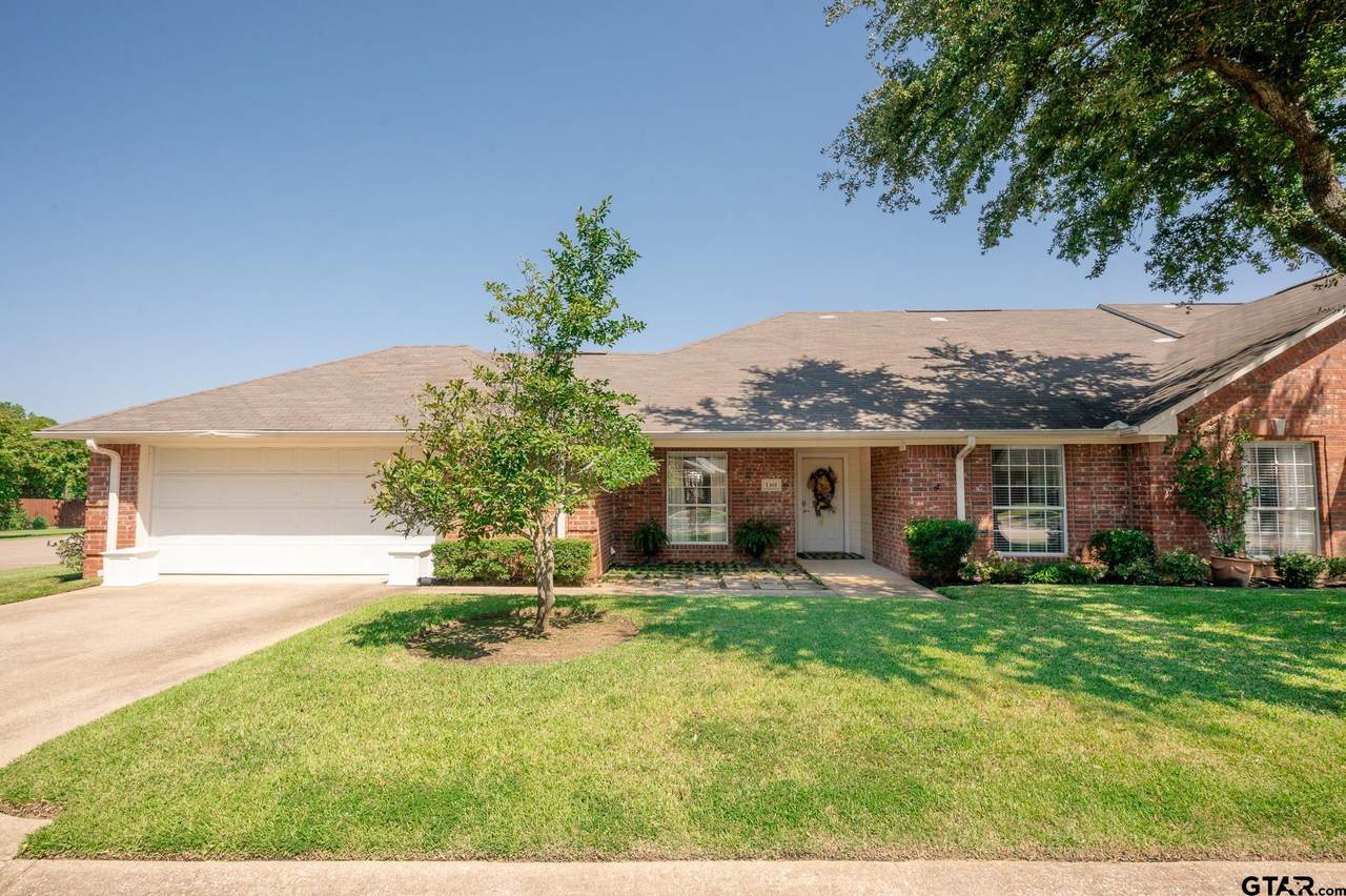5401 Hollytree Drive, #1301 - Photo 1