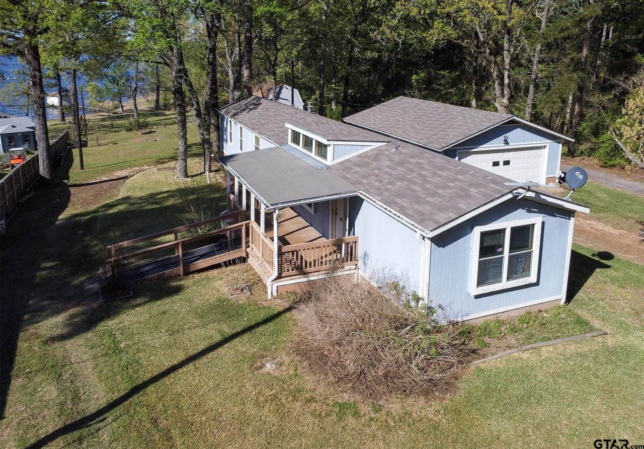 2781 Lake Breeze Dr. - Photo 1