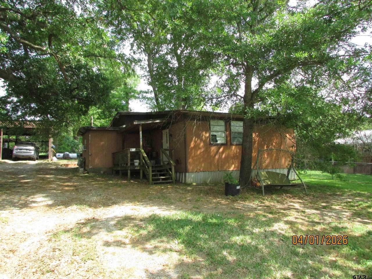 17140 Lakeview Drive - Photo 1