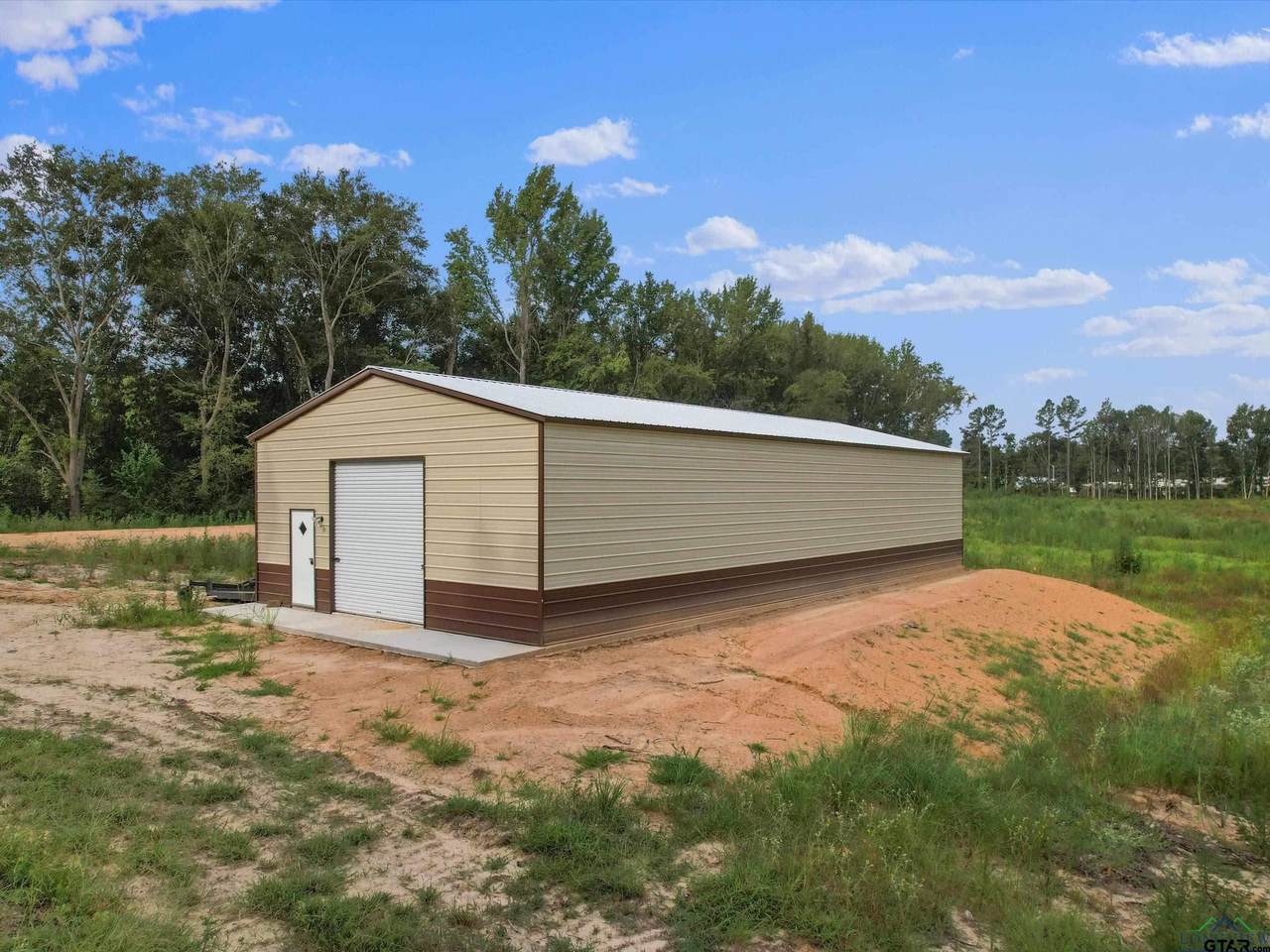 135 Rea Rd - Photo 1