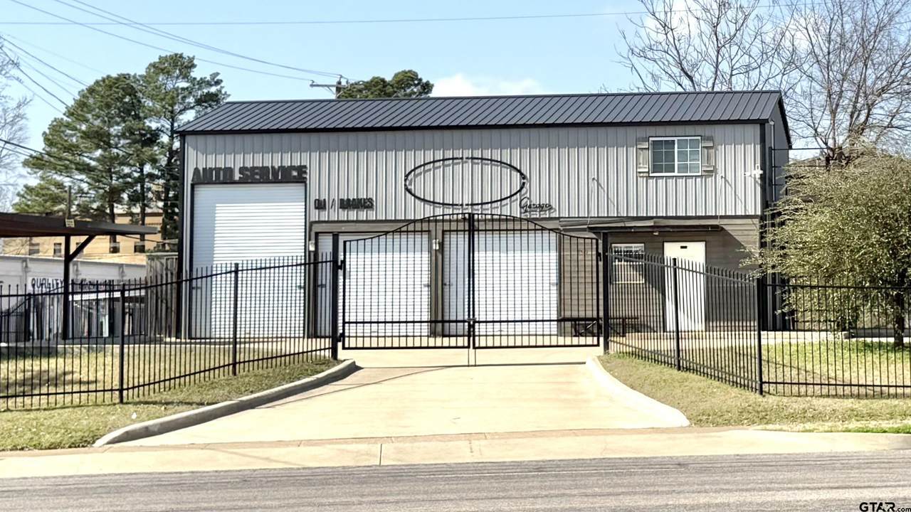 800 Broadway - Photo 1
