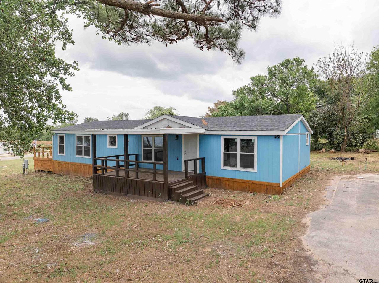 161 Clearview Circle - Photo 1