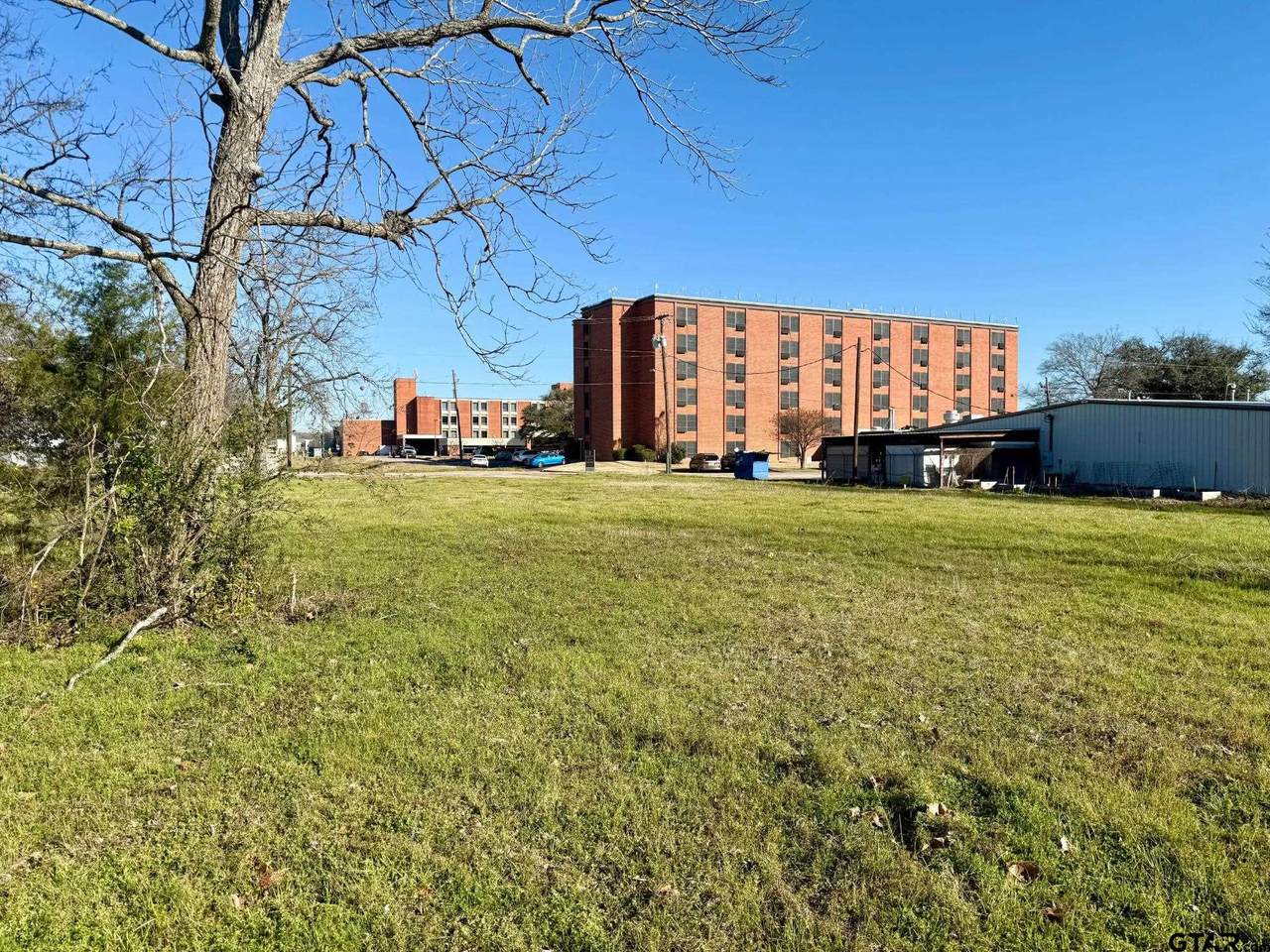 600 Preston St. - Photo 1