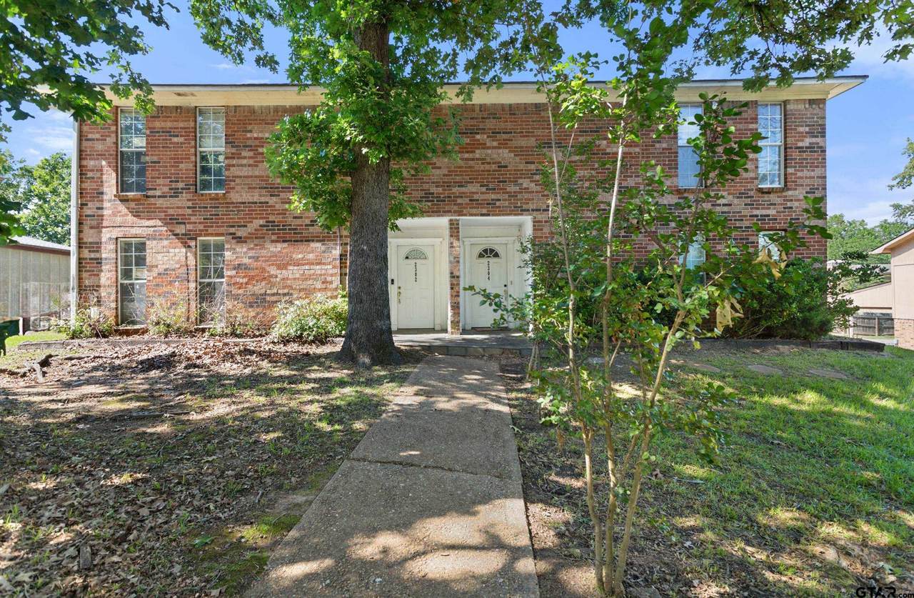 2302/2304 Aberdeen Dr - Photo 1
