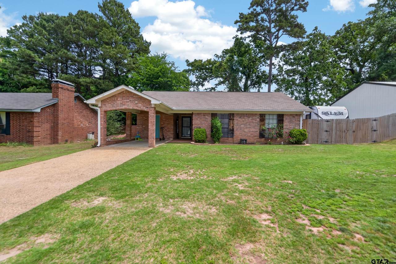 20351 Eastern Hills Dr - Photo 1