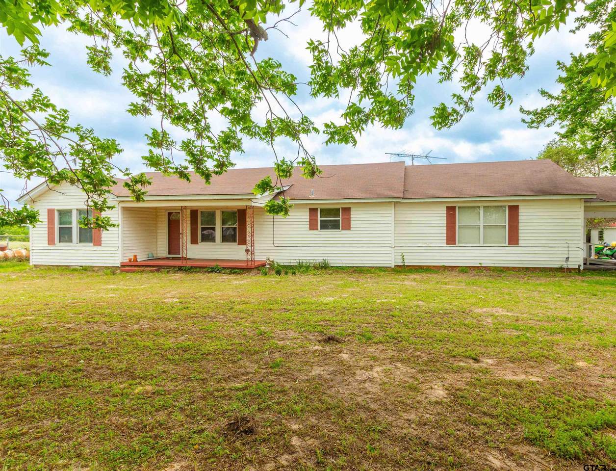 6225 Fm 1002 S - Photo 1