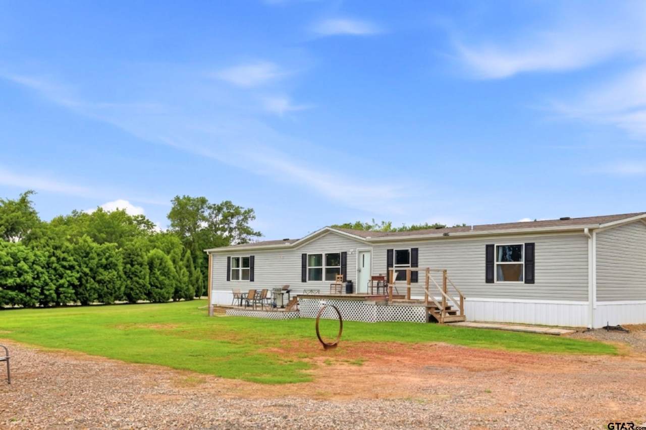 59 County Road 3604 - Photo 1