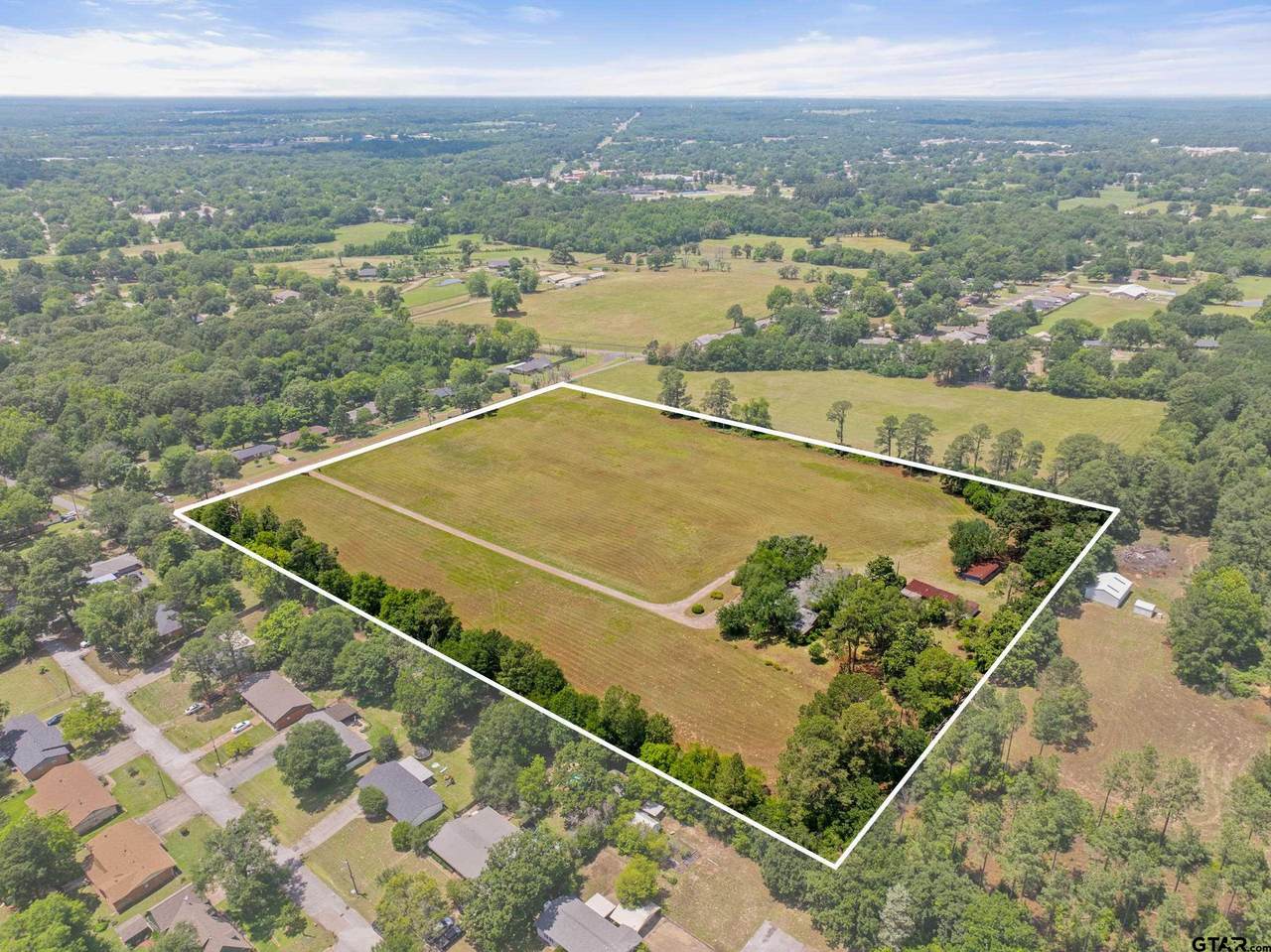 600 Peachtree - Photo 1