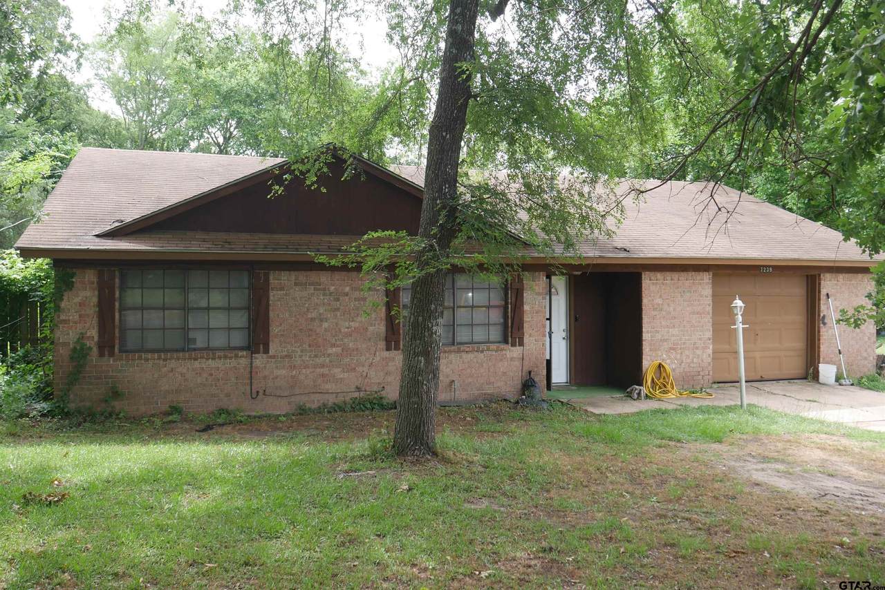 7239 Greenbriar Rd - Photo 1
