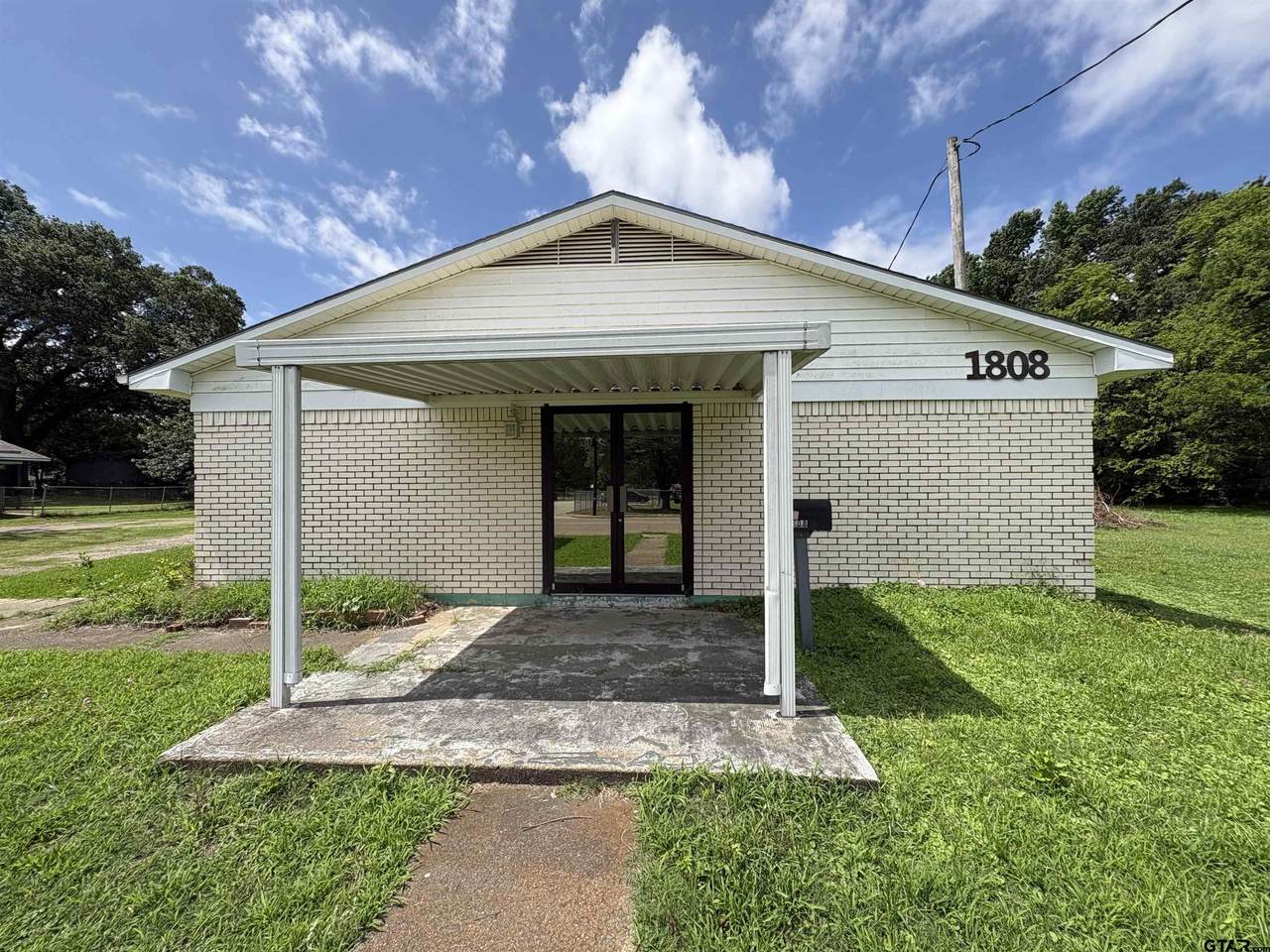 1808 1st St. - Photo 1