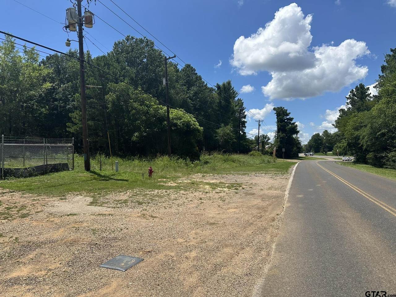 3520 Cr 219 - Photo 1