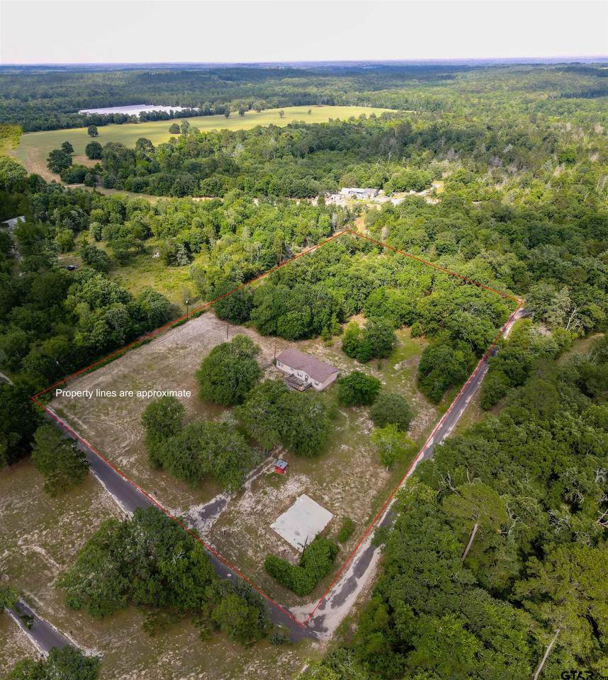275 County Road 3598 - Photo 1