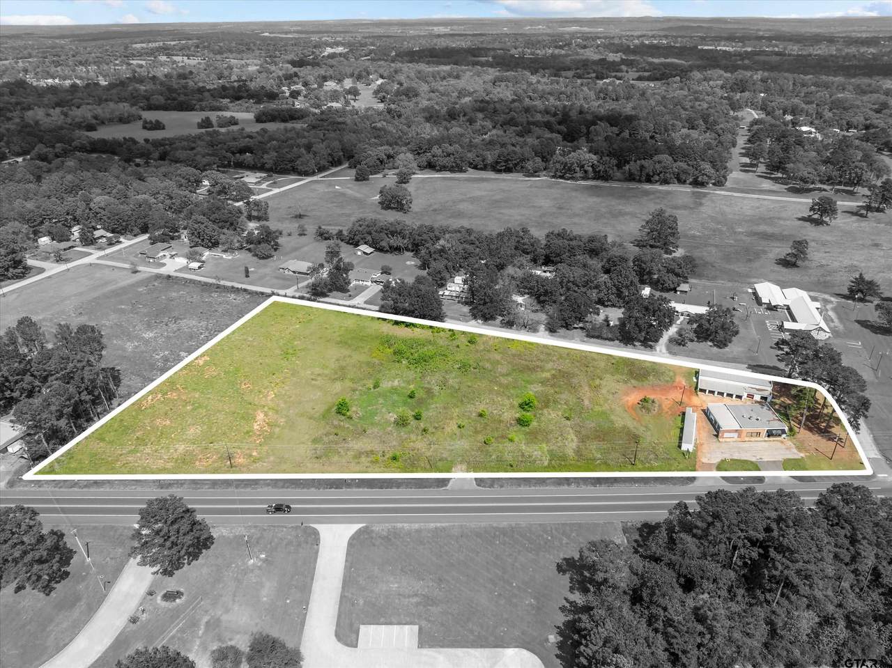 1046 Loop 456 - Photo 1