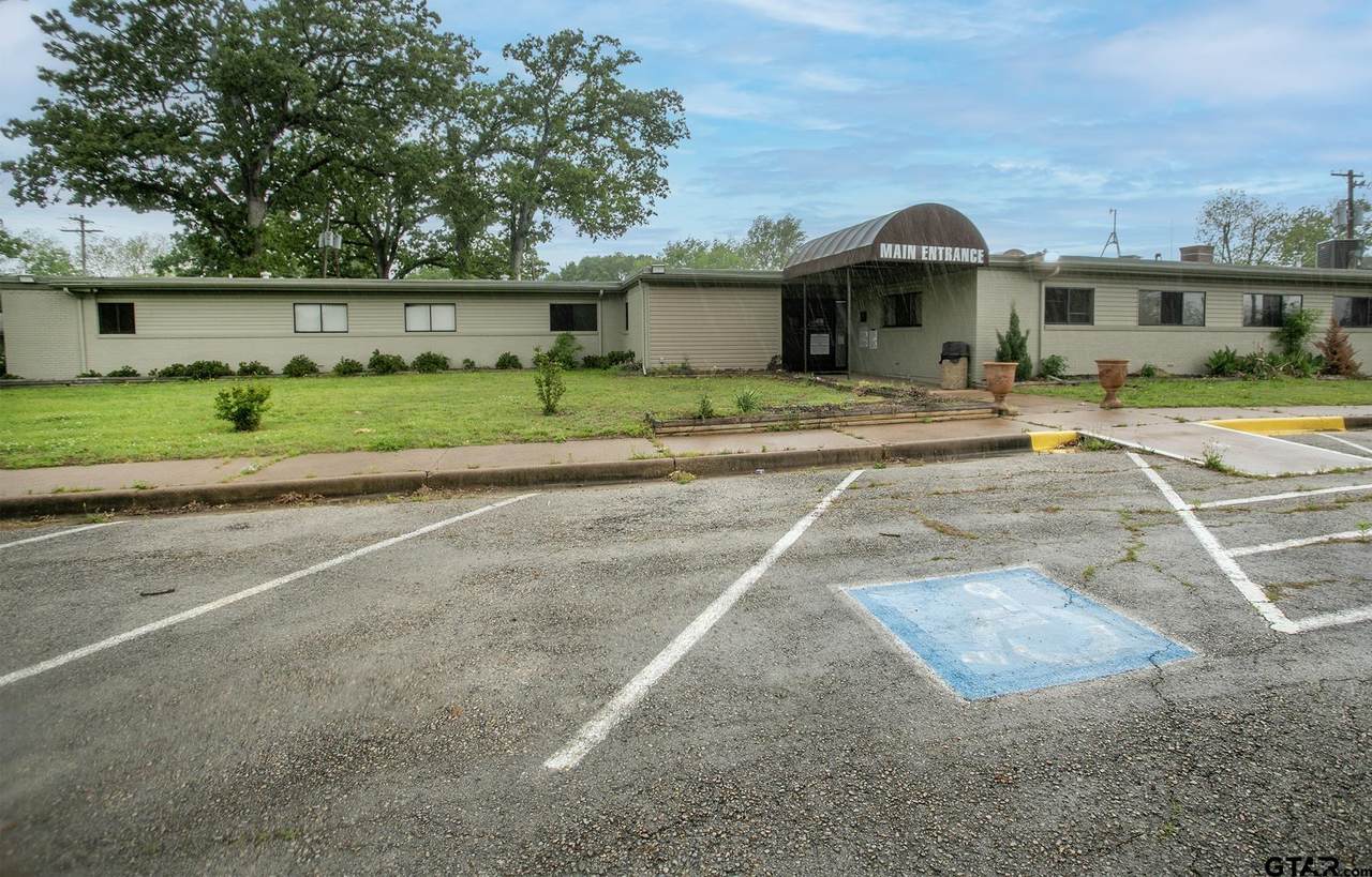 707 Waldrip - Photo 1