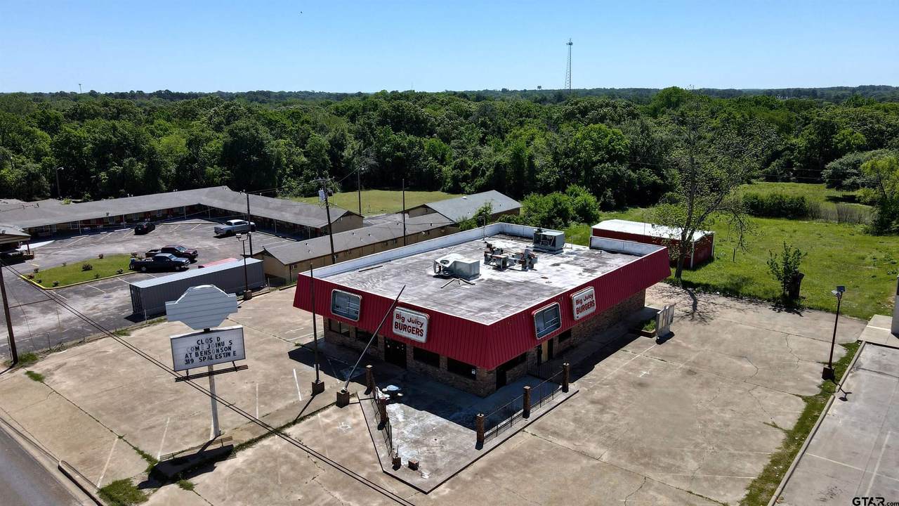 617 Corsicana - Photo 1