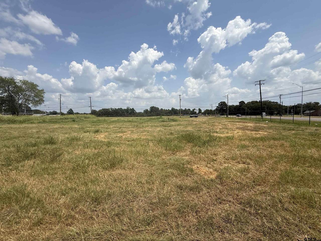 2700 Upshur - Photo 1