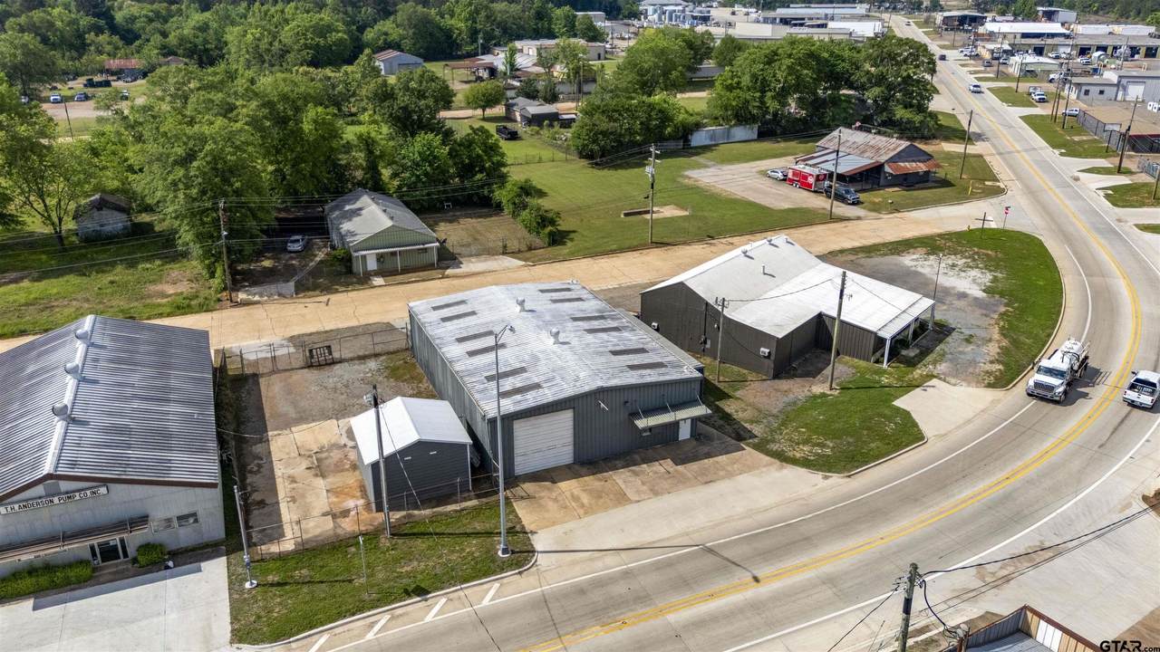 118-120 Industrial Ave - Photo 1