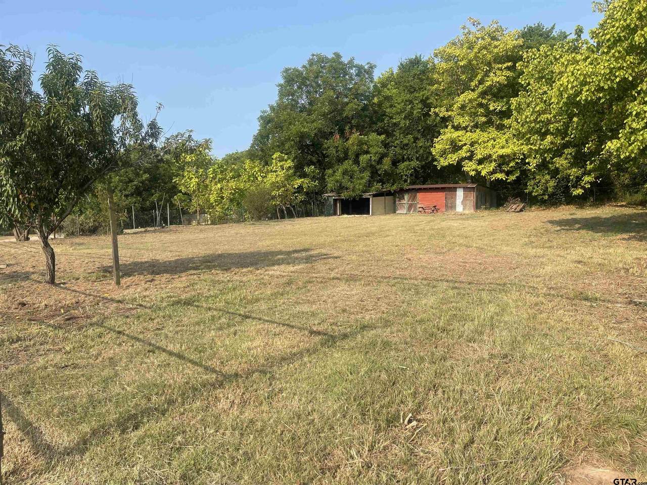 512 Johnson - Photo 1