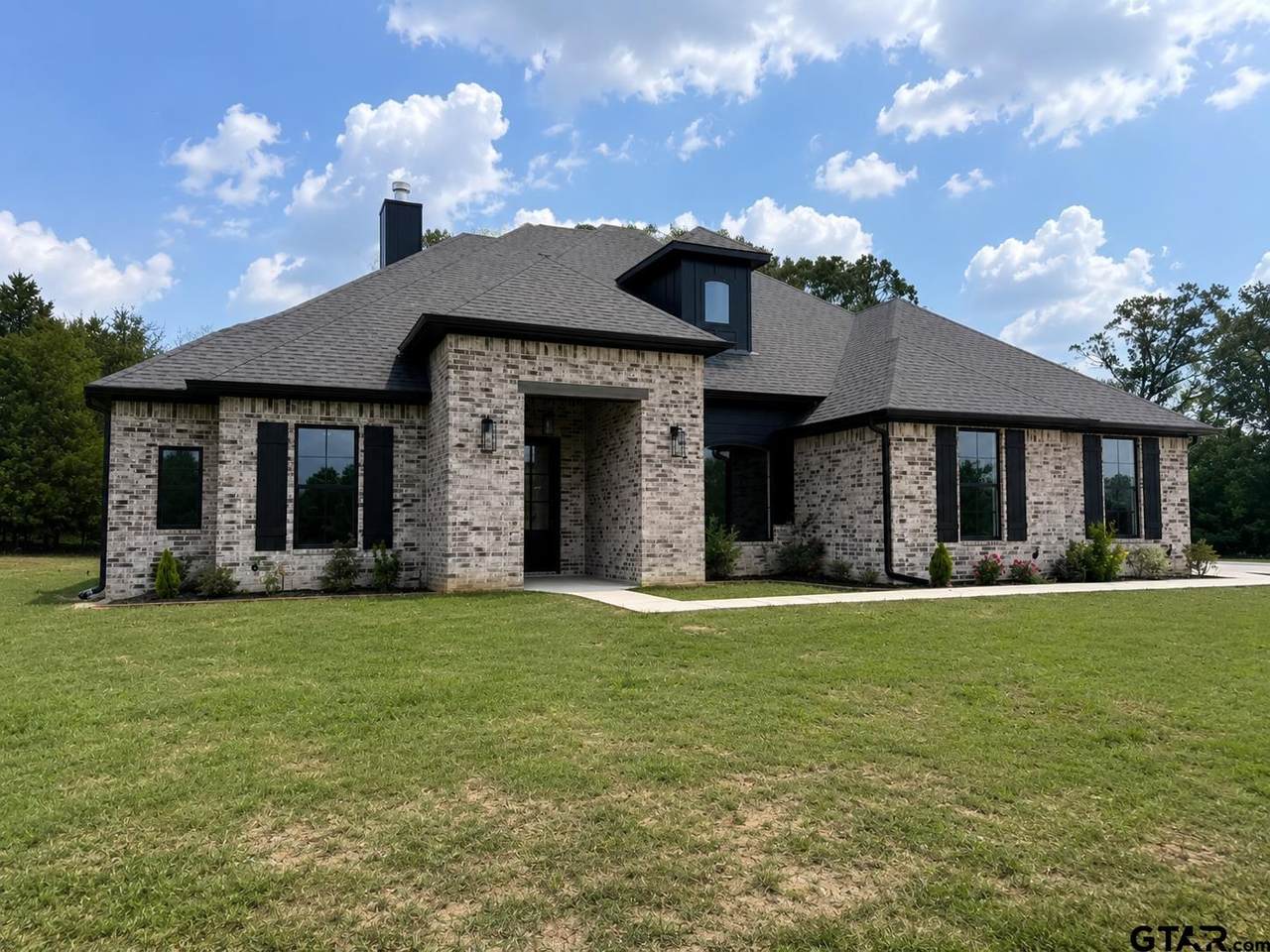 13836 Cedar Hill - Photo 1