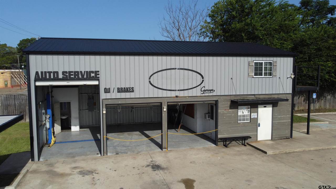 800 Broadway Ave - Photo 1