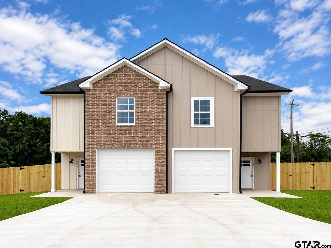 155/157 Village North Cir - Photo 1