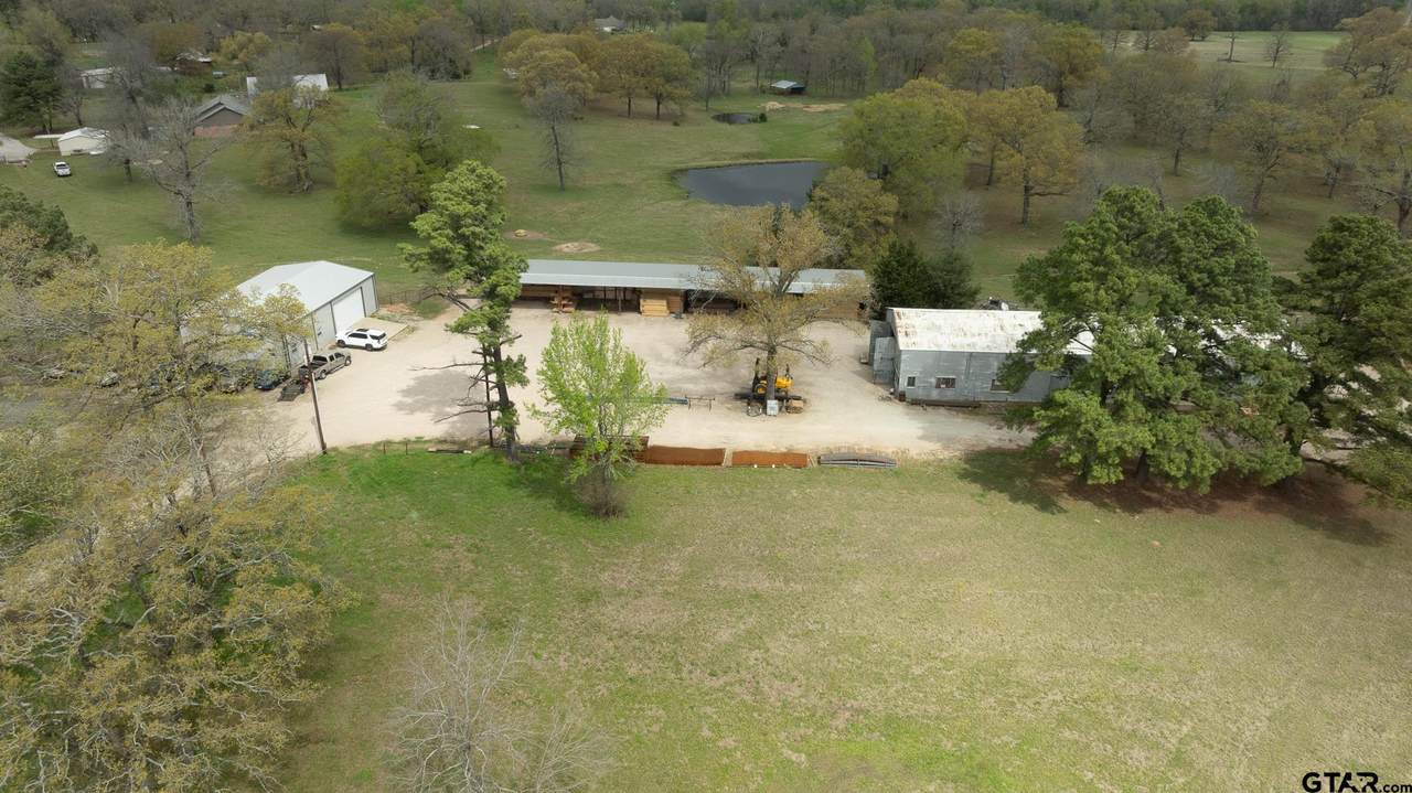 22522 Us Hwy 69 N - Photo 1