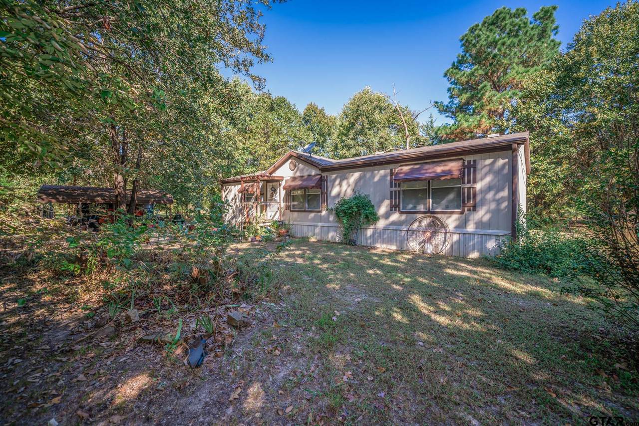 1301 County Road 3840 - Photo 1