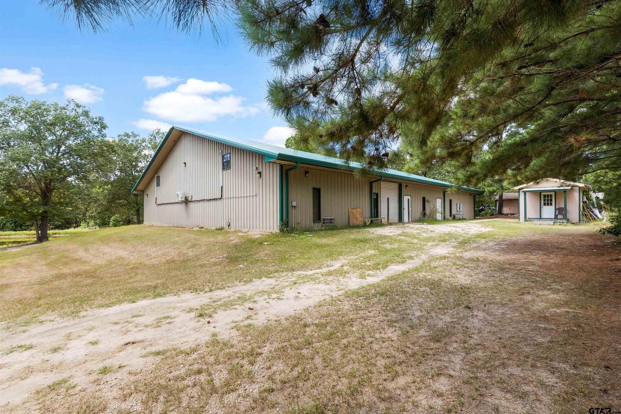 252 Private Road 6955 - Photo 1