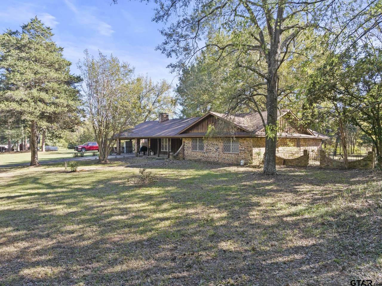 2602 Cr 4215 - Photo 1