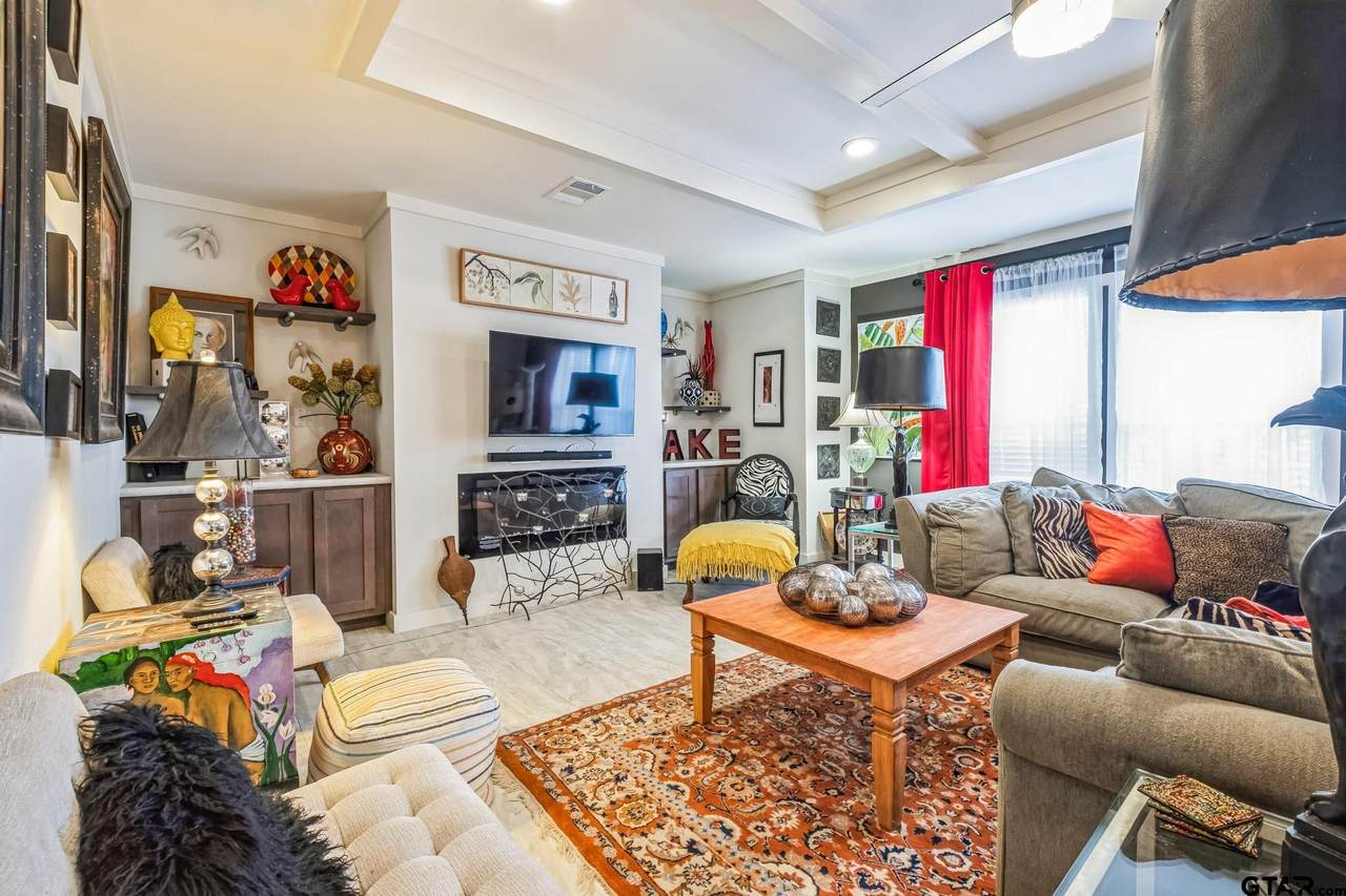 118 Piney Pt - Photo 1