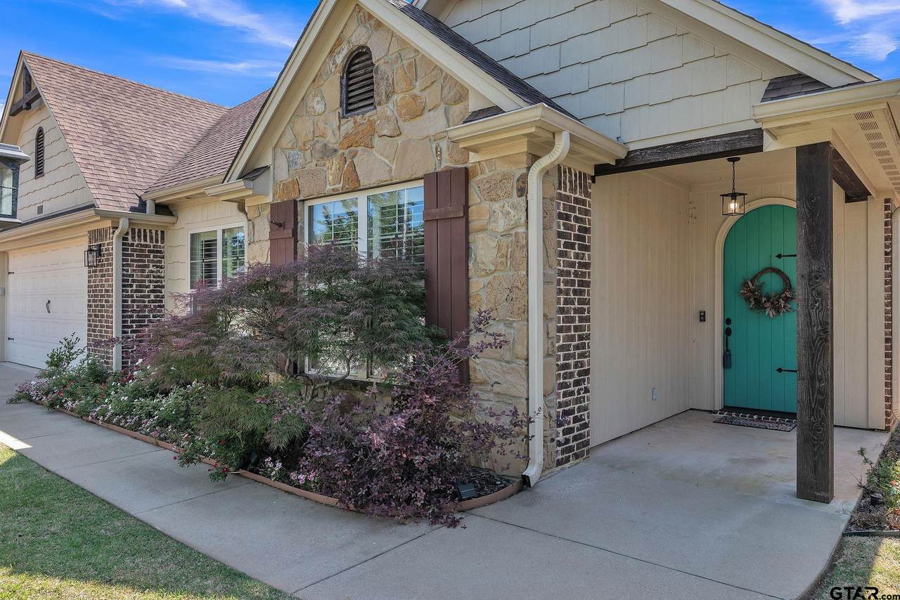 3305 Celebration Way - Photo 1