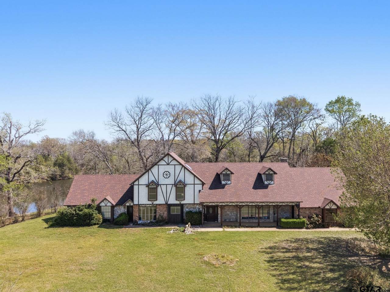 12251 Fm 16 East - Photo 1