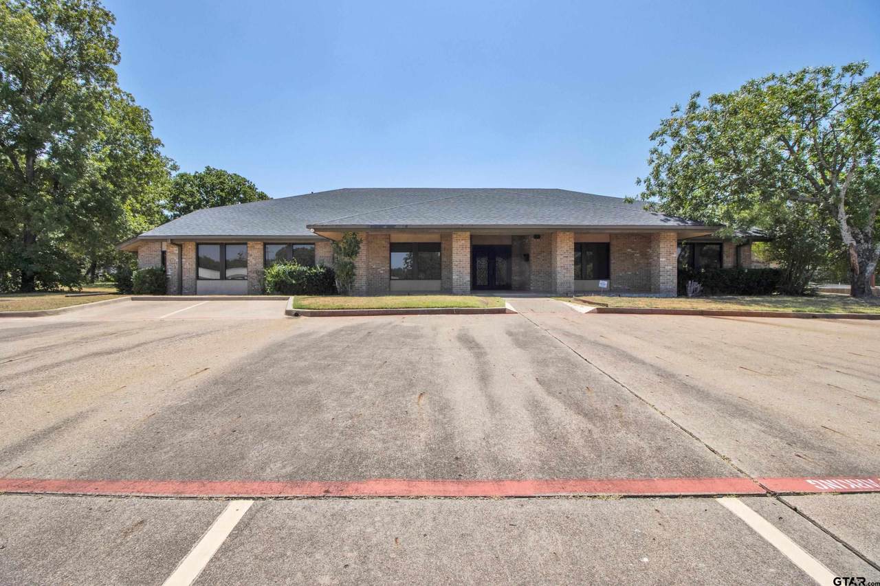 3210 Northwest Loop 323 - Photo 1