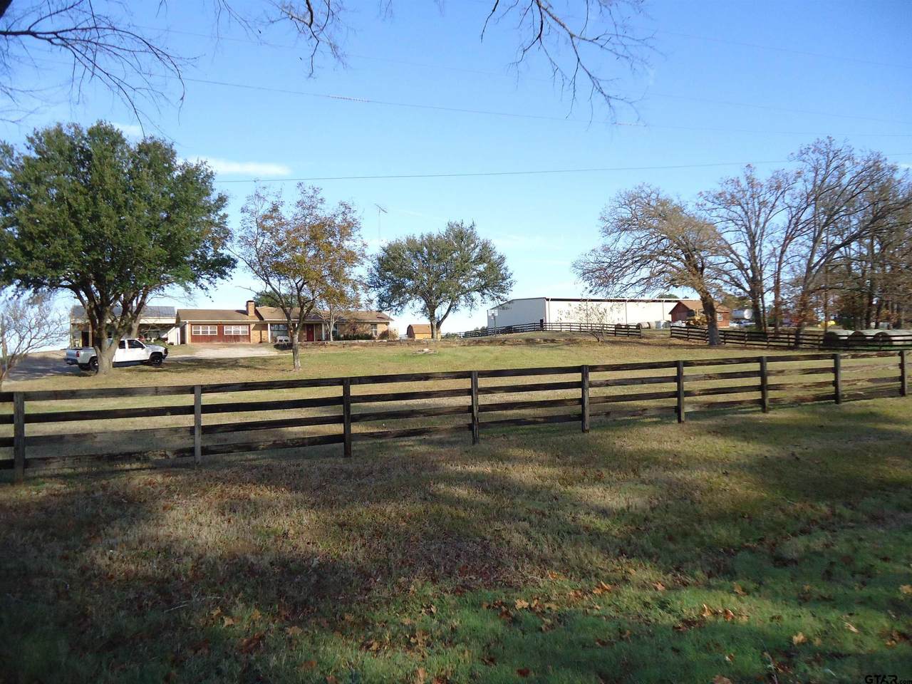 10865 Fm 2767 - Photo 1