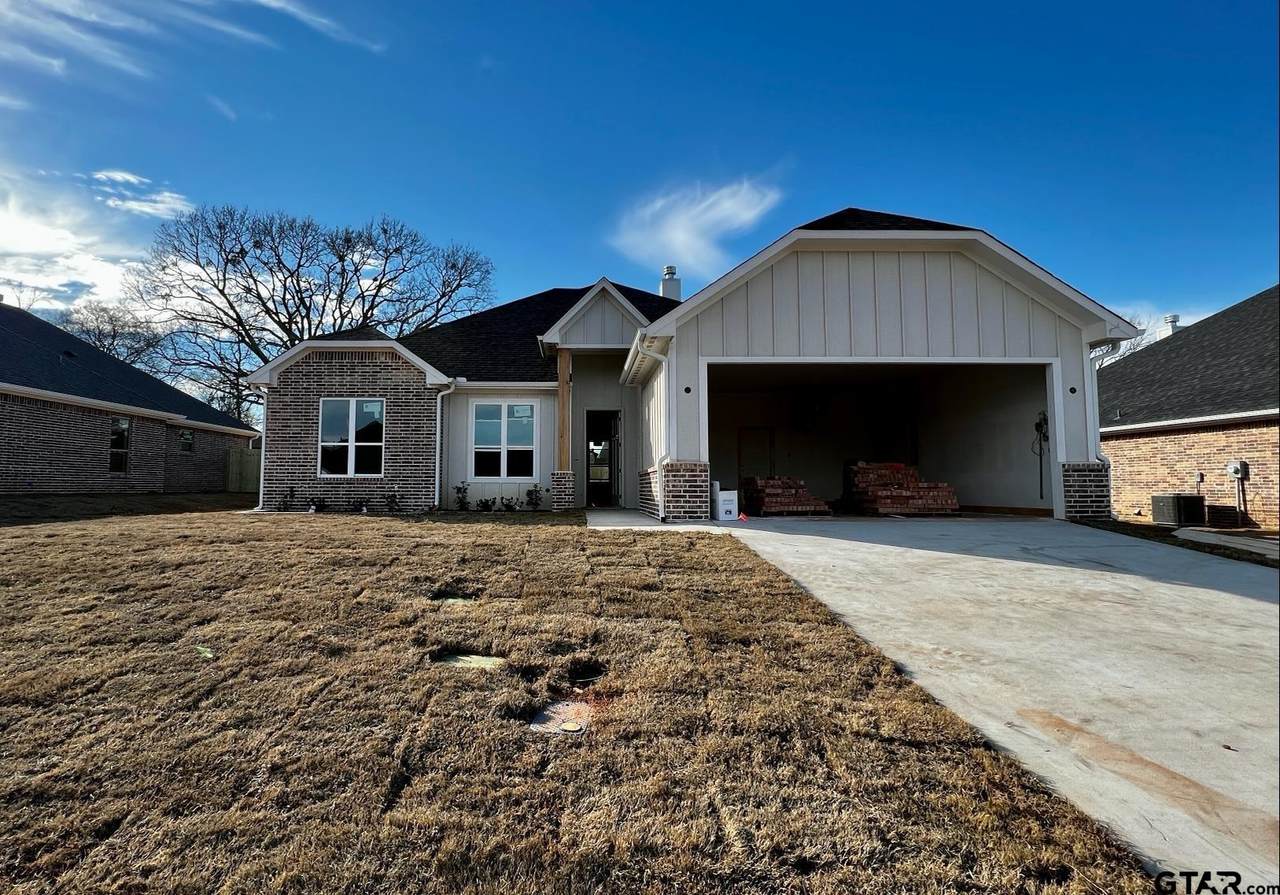 806 Black Bird Way - Photo 1