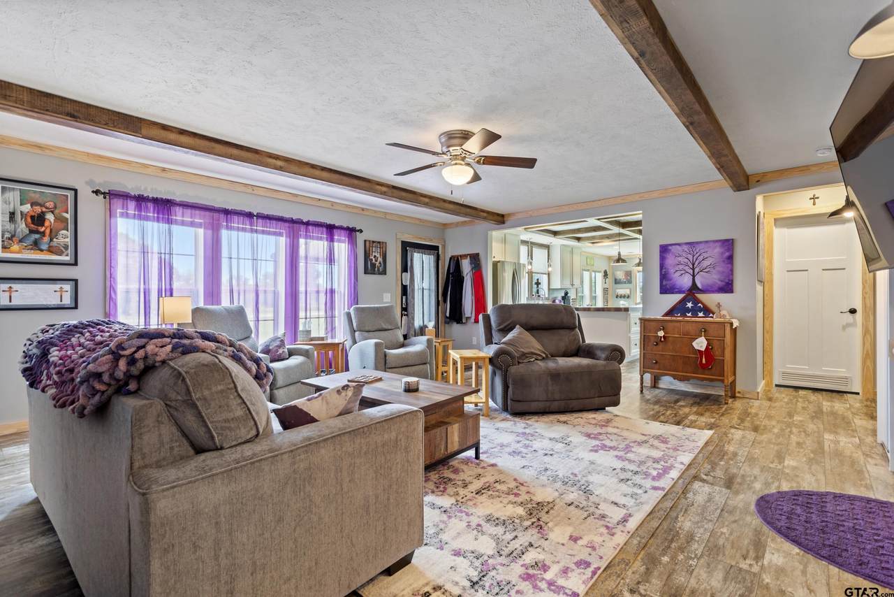 8642 - 8644 Fm 779 - Photo 1