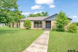 104 Mackinnon - Photo 1