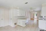 104 Mackinnon - Photo 9