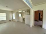 1009 Brook Dr - Photo 9