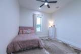 217 Devonshire - Photo 18
