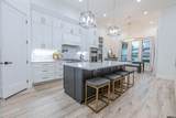 217 Devonshire - Photo 4